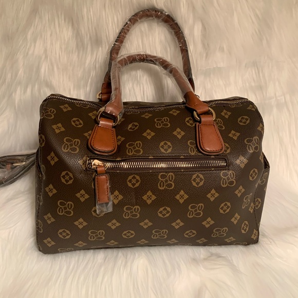 Purse - Picture 1 of 2